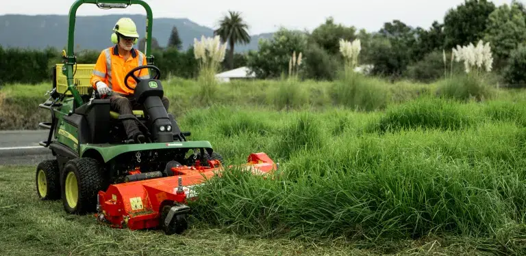 Municipal financing for Trimax mowing equipments